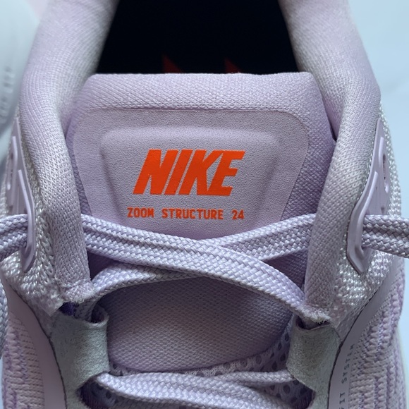Women’s Nike Air Zoom Structure 24 Lilac Size 10.5 Like New Never Worn - Picture 7 of 8